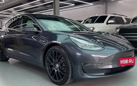Tesla Model 3 I, 2018 год, 3 300 000 рублей, 2 фотография