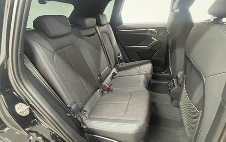 Audi Q3, 2021 год, 2 400 000 рублей, 10 фотография