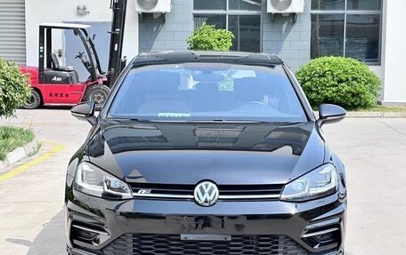 Volkswagen Golf VII, 2020 год, 1 645 000 рублей, 2 фотография