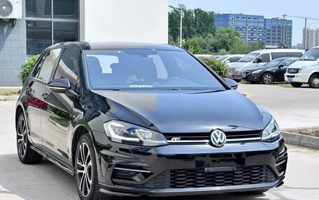 Volkswagen Golf VII, 2020 год, 1 645 000 рублей, 3 фотография