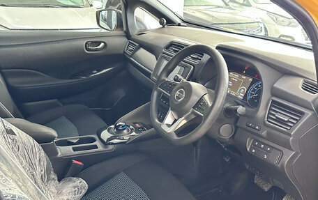 Nissan Leaf II, 2019 год, 1 500 000 рублей, 12 фотография