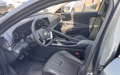 Hyundai Elantra, 2024 год, 2 190 000 рублей, 4 фотография