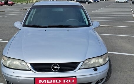 Opel Vectra B рестайлинг, 2001 год, 310 000 рублей, 1 фотография