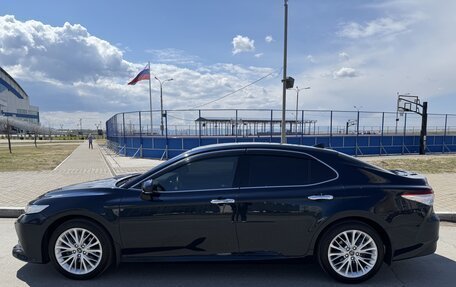 Toyota Camry, 2018 год, 3 050 000 рублей, 8 фотография