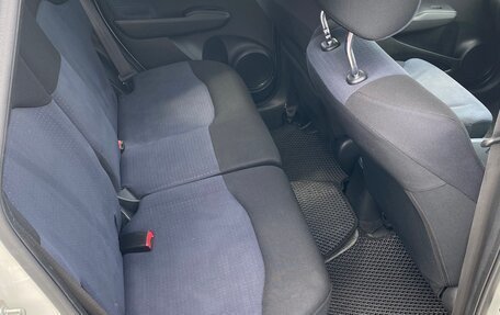 Honda Fit III, 2010 год, 770 000 рублей, 8 фотография