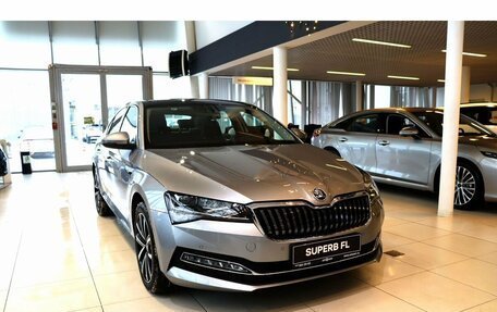 Skoda Superb III рестайлинг, 2025 год, 3 500 000 рублей, 7 фотография