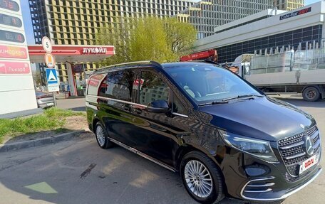 Mercedes-Benz V-Класс, 2024 год, 19 000 000 рублей, 3 фотография