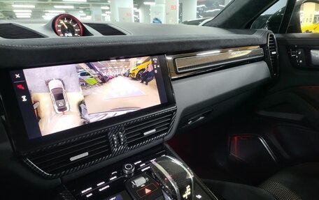 Porsche Cayenne III, 2022 год, 15 990 000 рублей, 11 фотография