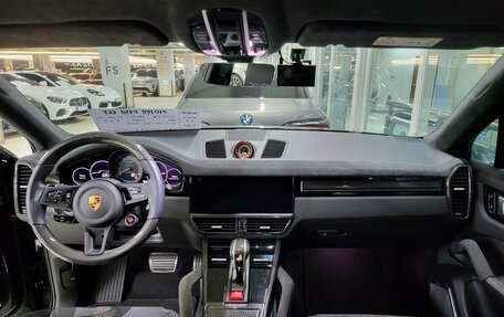Porsche Cayenne III, 2022 год, 15 990 000 рублей, 9 фотография