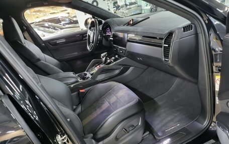 Porsche Cayenne III, 2022 год, 15 990 000 рублей, 12 фотография