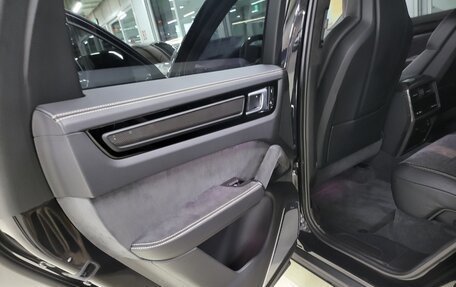 Porsche Cayenne III, 2022 год, 15 990 000 рублей, 13 фотография
