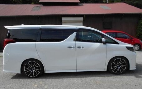 Toyota Alphard III, 2021 год, 3 635 777 рублей, 6 фотография