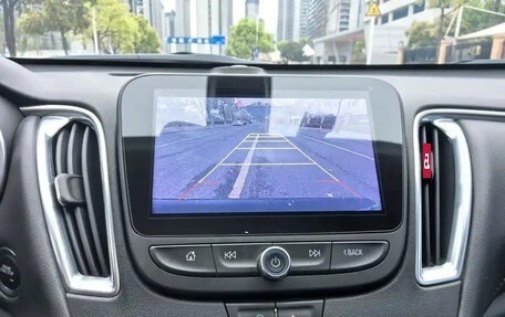 Chevrolet Malibu IX, 2021 год, 1 200 000 рублей, 15 фотография