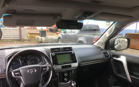 Toyota Land Cruiser Prado 150 рестайлинг 2, 2017 год, 4 600 000 рублей, 3 фотография