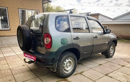 Chevrolet Niva I рестайлинг, 2015 год, 610 000 рублей, 4 фотография