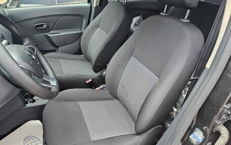 Renault Logan II, 2020 год, 754 000 рублей, 14 фотография