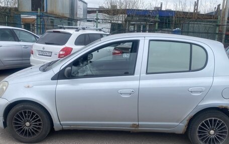 Toyota Yaris I рестайлинг, 2001 год, 245 000 рублей, 9 фотография