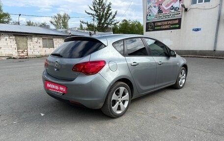 Opel Astra J, 2010 год, 750 000 рублей, 7 фотография
