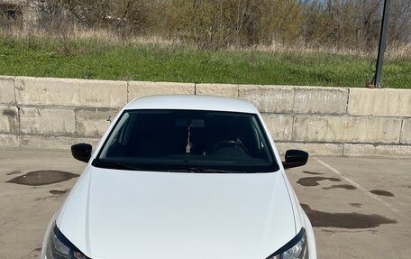 Volkswagen Polo VI (EU Market), 2019 год, 1 400 000 рублей, 2 фотография