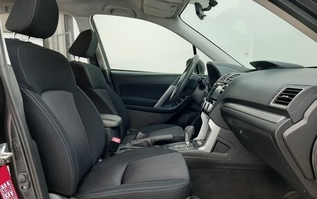 Subaru Forester, 2015 год, 2 080 000 рублей, 11 фотография