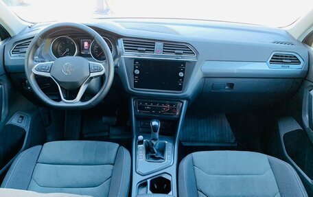 Volkswagen Tiguan II, 2021 год, 2 659 000 рублей, 10 фотография