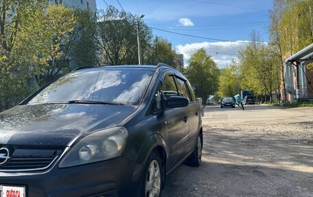 Opel Zafira B, 2006 год, 380 000 рублей, 2 фотография