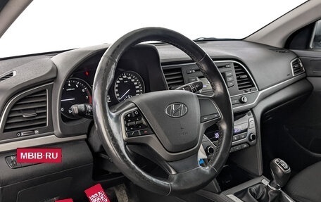 Hyundai Elantra VI рестайлинг, 2017 год, 1 400 000 рублей, 15 фотография