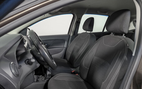 Renault Sandero II рестайлинг, 2018 год, 999 000 рублей, 9 фотография