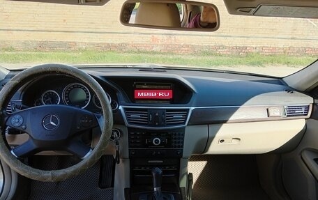 Mercedes-Benz E-Класс, 2009 год, 1 850 000 рублей, 1 фотография