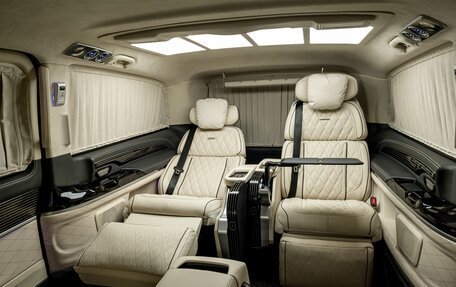 Mercedes-Benz V-Класс, 2024 год, 28 440 000 рублей, 12 фотография