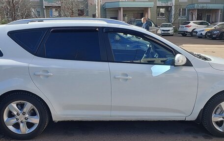 KIA cee'd I рестайлинг, 2011 год, 850 000 рублей, 2 фотография