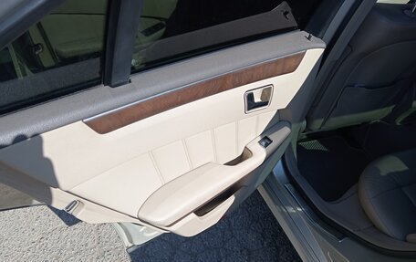 Mercedes-Benz E-Класс, 2009 год, 1 850 000 рублей, 4 фотография