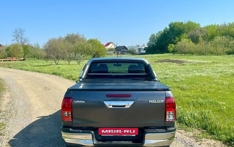 Toyota Hilux VIII, 2017 год, 3 700 000 рублей, 3 фотография