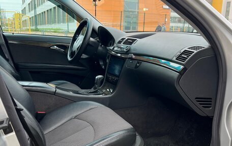 Mercedes-Benz E-Класс, 2002 год, 790 000 рублей, 9 фотография
