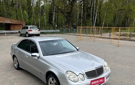 Mercedes-Benz E-Класс, 2002 год, 790 000 рублей, 3 фотография