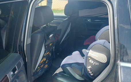 Volkswagen Touareg III, 2006 год, 900 000 рублей, 10 фотография