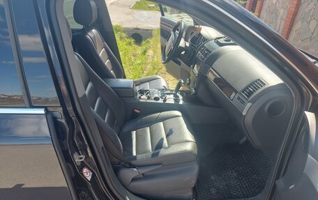 Volkswagen Touareg III, 2006 год, 900 000 рублей, 11 фотография
