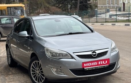 Opel Astra J, 2010 год, 510 000 рублей, 2 фотография