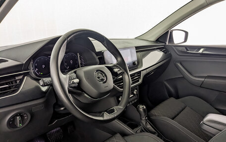 Skoda Rapid II, 2021 год, 1 800 000 рублей, 16 фотография