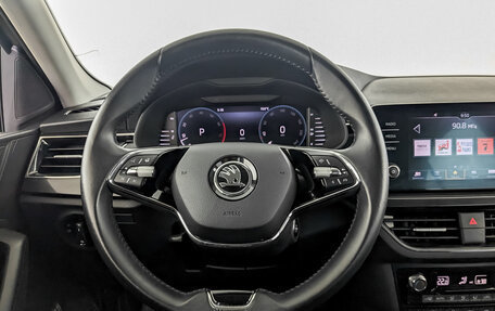 Skoda Rapid II, 2021 год, 1 800 000 рублей, 21 фотография
