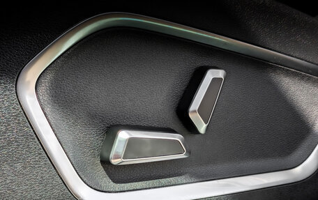 Geely Atlas, 2023 год, 2 150 000 рублей, 21 фотография