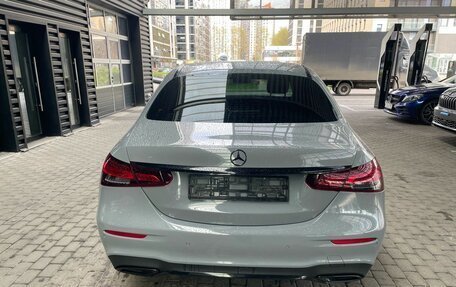 Mercedes-Benz E-Класс, 2022 год, 5 350 000 рублей, 6 фотография