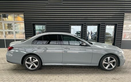Mercedes-Benz E-Класс, 2022 год, 5 350 000 рублей, 4 фотография