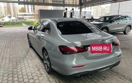 Mercedes-Benz E-Класс, 2022 год, 5 350 000 рублей, 7 фотография
