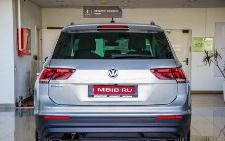 Volkswagen Tiguan II, 2019 год, 2 548 000 рублей, 6 фотография