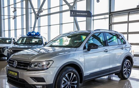 Volkswagen Tiguan II, 2019 год, 2 548 000 рублей, 3 фотография