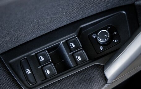 Volkswagen Tiguan II, 2019 год, 2 548 000 рублей, 14 фотография