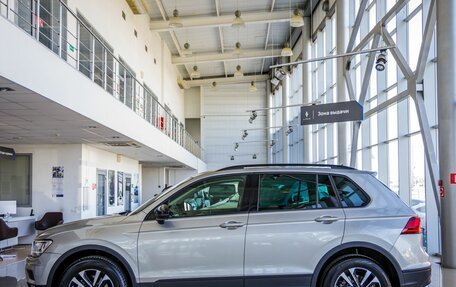 Volkswagen Tiguan II, 2019 год, 2 548 000 рублей, 4 фотография