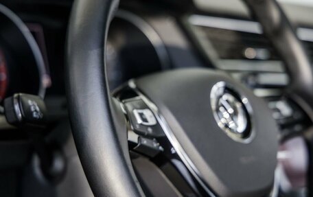 Volkswagen Tiguan II, 2019 год, 2 548 000 рублей, 15 фотография