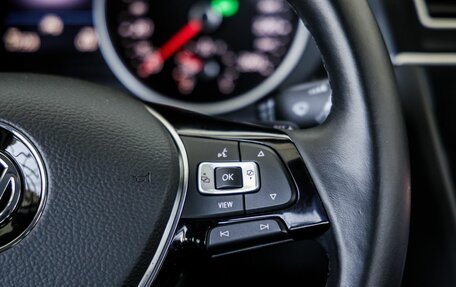 Volkswagen Tiguan II, 2019 год, 2 548 000 рублей, 37 фотография